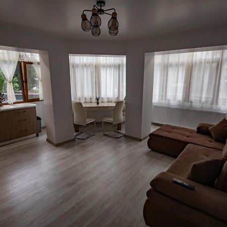 Apartament Natalia Tîrgu Ocna Εξωτερικό φωτογραφία