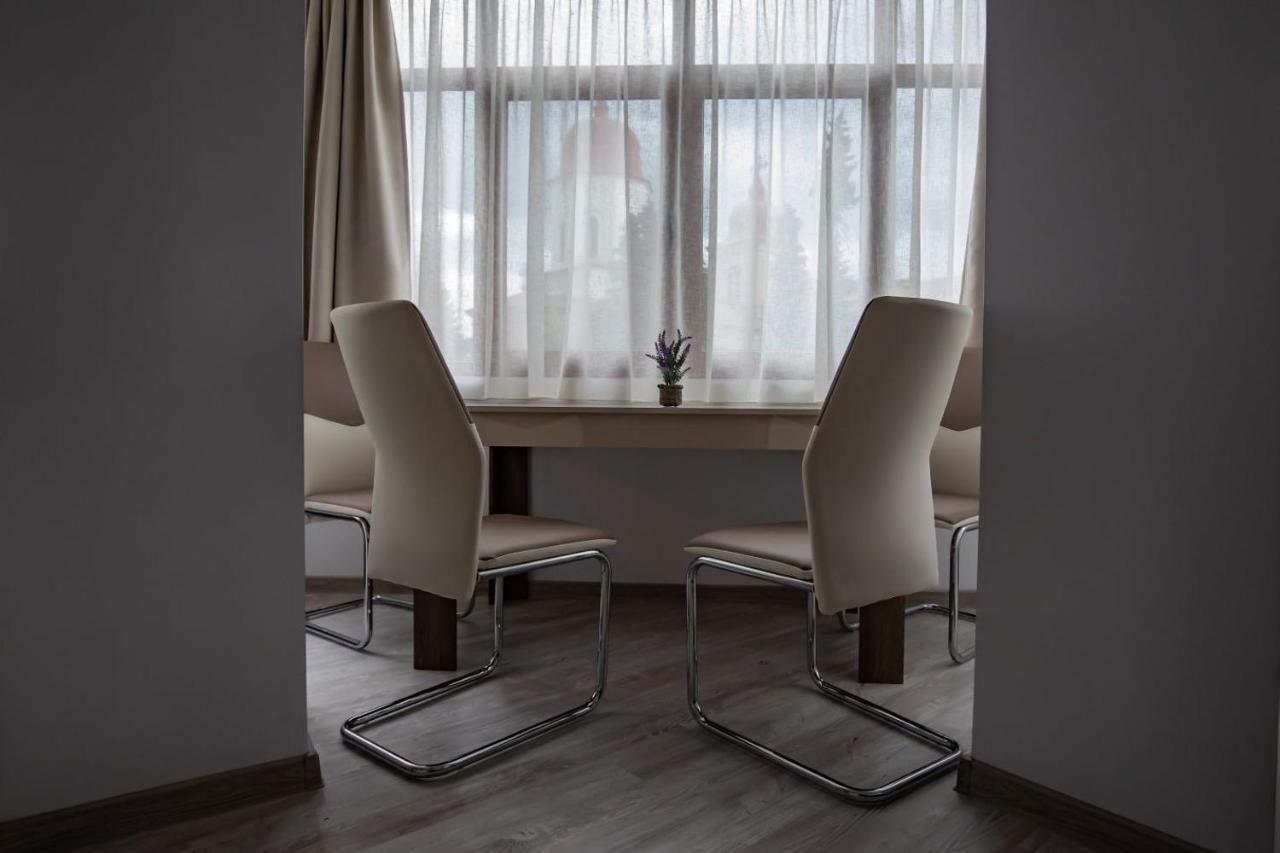 Apartament Natalia Tîrgu Ocna Εξωτερικό φωτογραφία