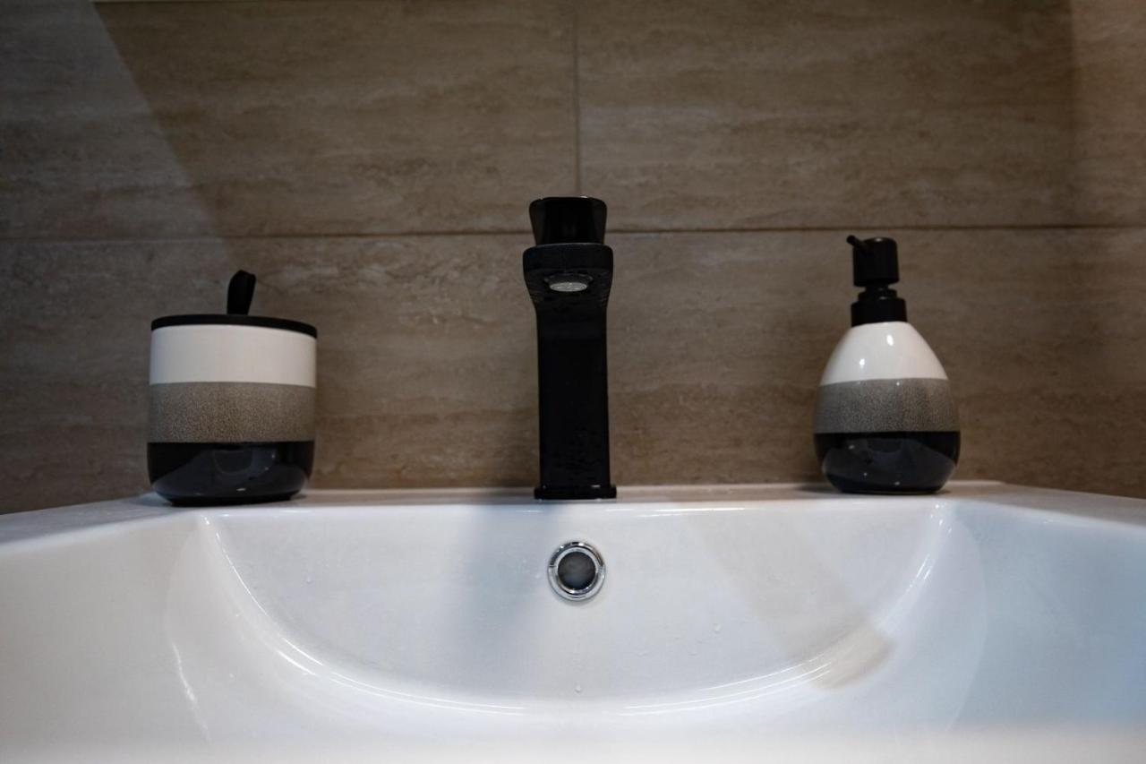 Apartament Natalia Tîrgu Ocna Εξωτερικό φωτογραφία